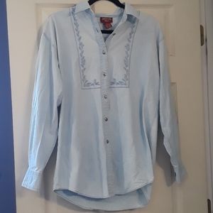 American Eagle Outfitters Chambray Button Shirt M